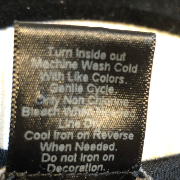 Kandy Kiss 💋 Plus Size Burnout Top with Cross - Picture 4 of 8